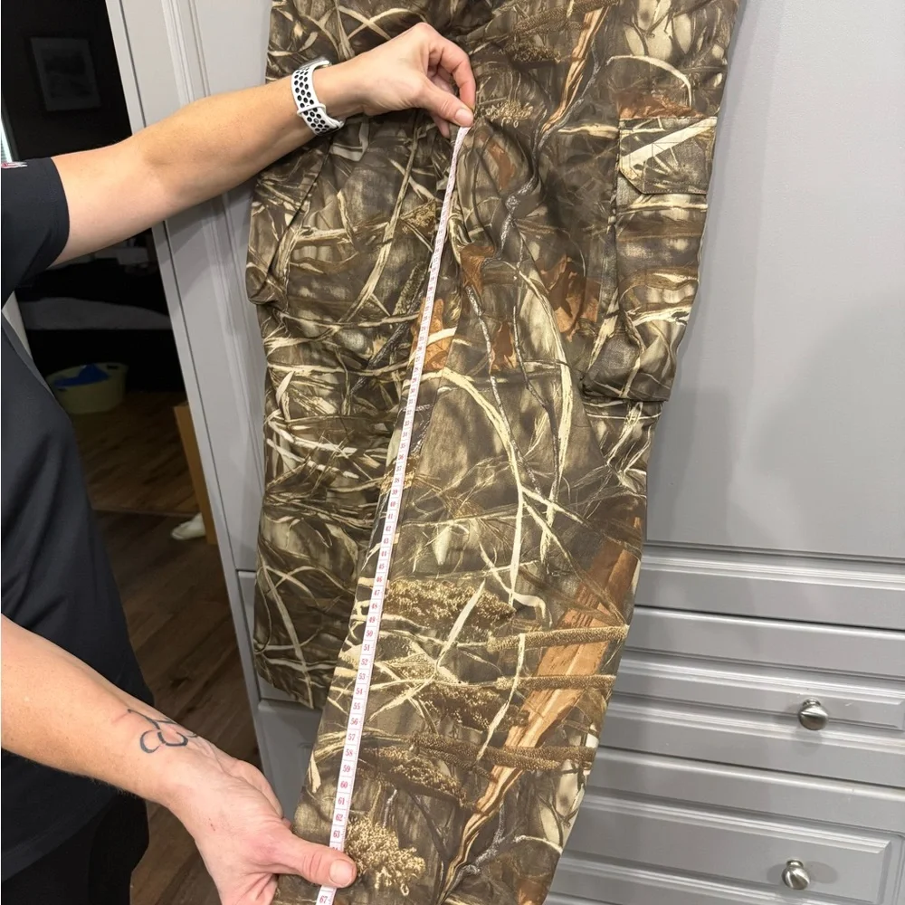 Men's Camouflage Cargo Pants - Picture 5 of 5